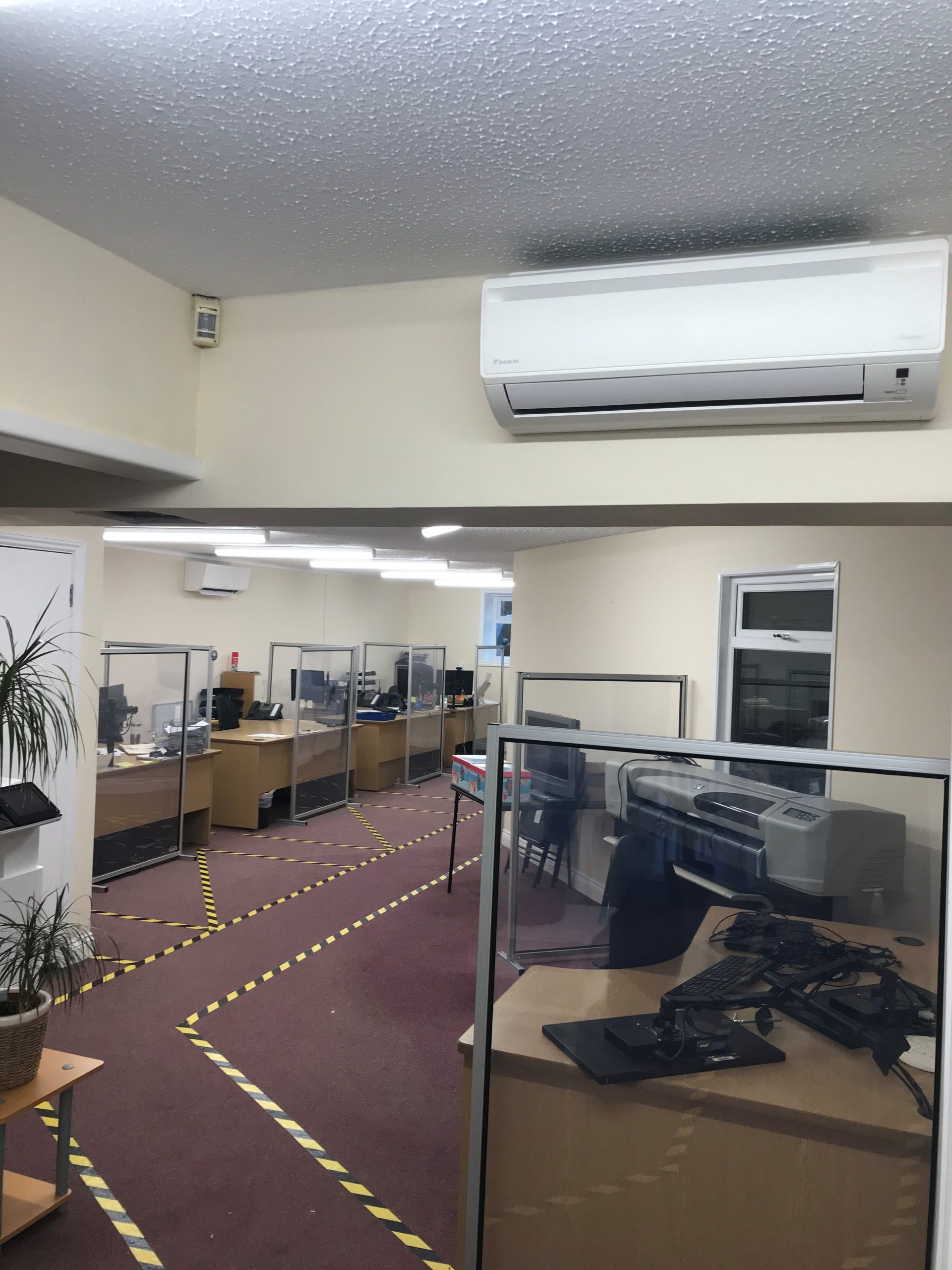 https://thermalair.co.uk/wp-content/uploads/2022/01/Office-air-conditioning-scaled.jpg